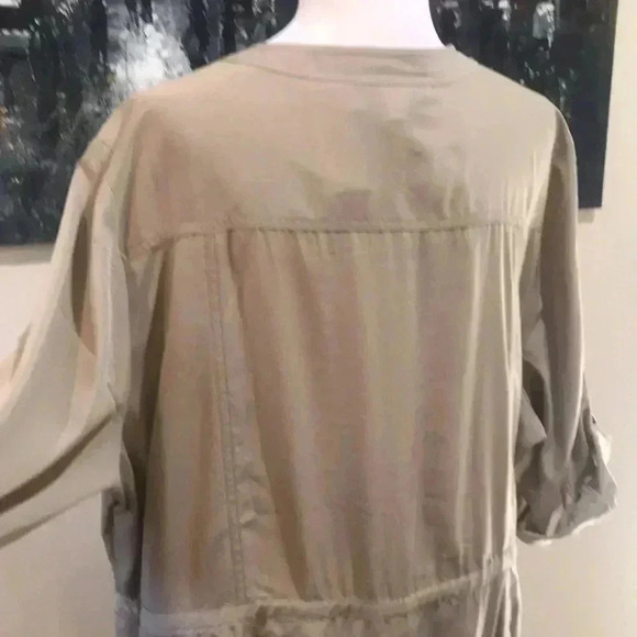 NWT Lane Bryant Tan Cargo Style Button Down  Front Pockets Snap Sleeves-26/28 - Picture 5 of 14